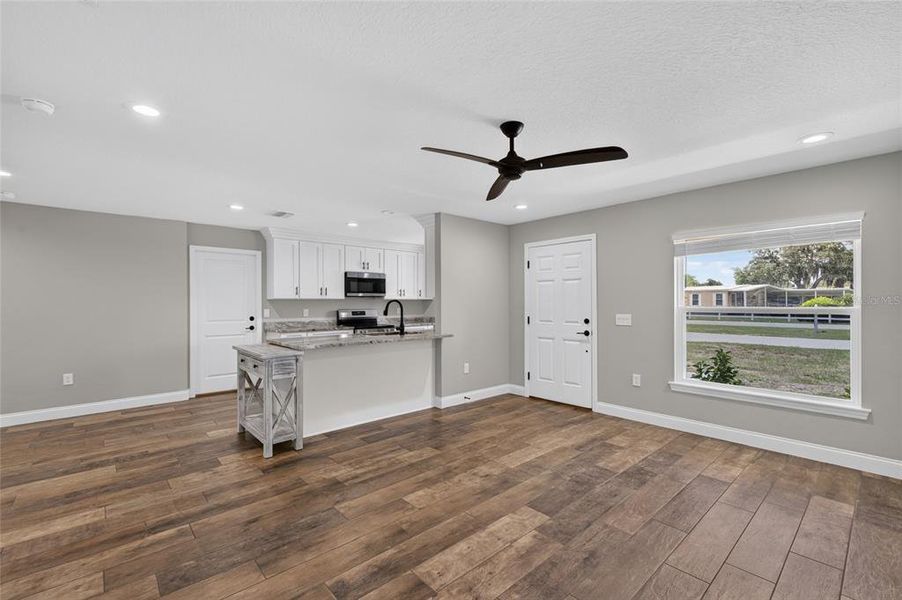 Image 22 of a home in .