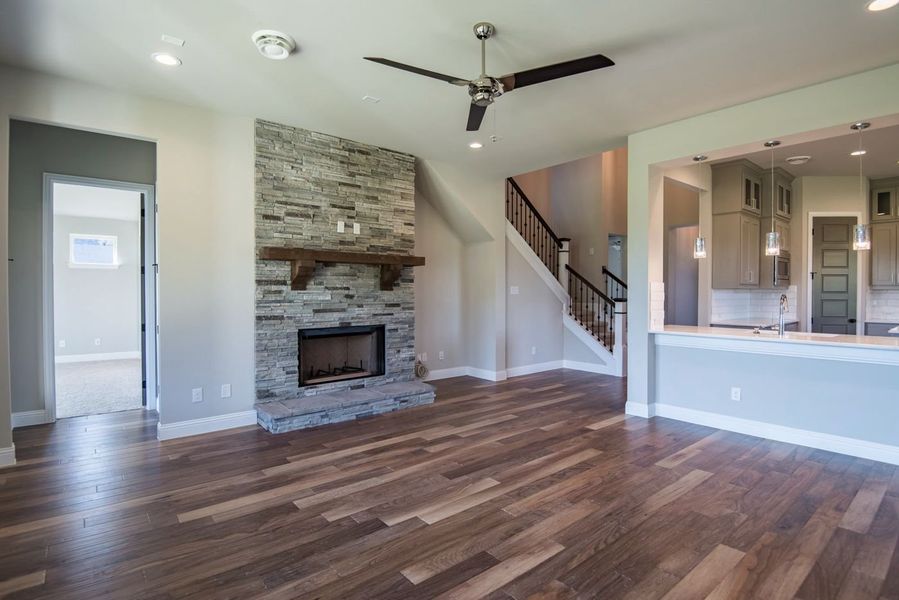 Representative furnished interior of a home built from the Washington II by Windmiller Custom Homes in The Highlands, Northlake (Image 11). Representative furnished interior of a home built from the Washington II by Windmiller Custom Homes in The Highlands, Northlake (Image 11).
