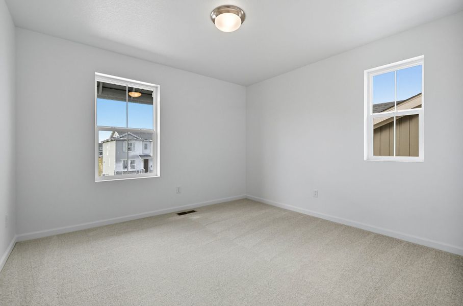 Spacious, unfurnished interior of a new home in Macanta, Castle Rock (Image 30).
