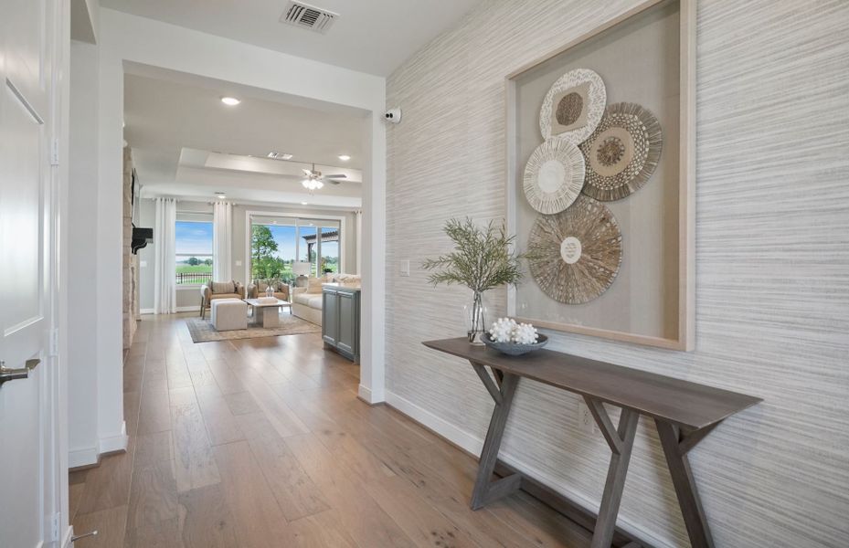 Representative furnished interior of a home built from the Stardom by Del Webb in Del Webb Sugar Land at Ryehill, Rosenberg (Image 13). Representative furnished interior of a home built from the Stardom by Del Webb in Del Webb Sugar Land at Ryehill, Rosenberg (Image 13).