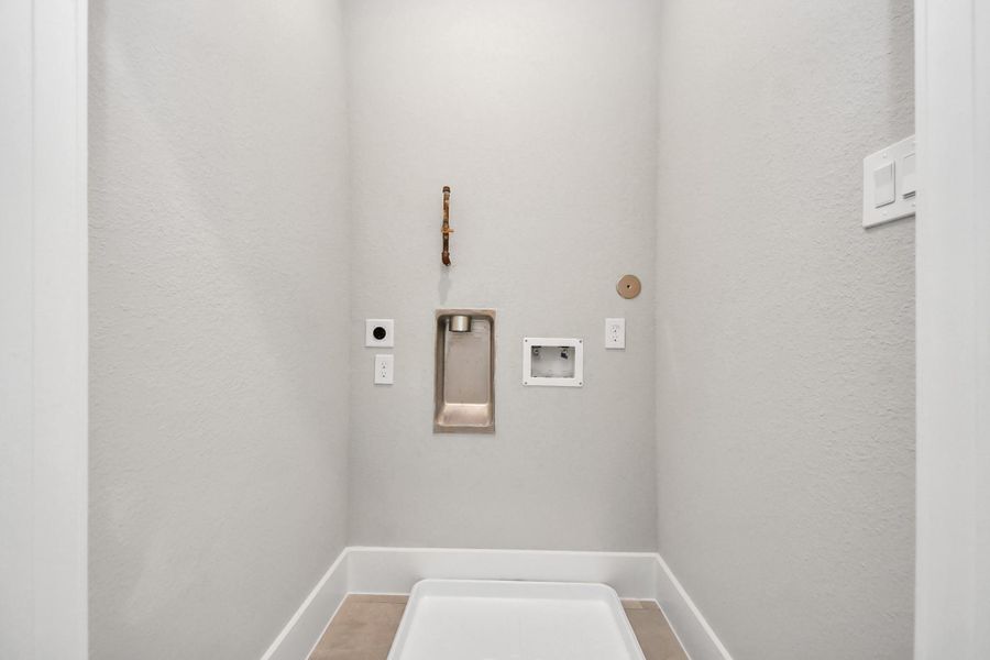 Spacious, unfurnished interior of a new home in , Houston (Image 24). Spacious, unfurnished interior of a new home in , Houston (Image 24).