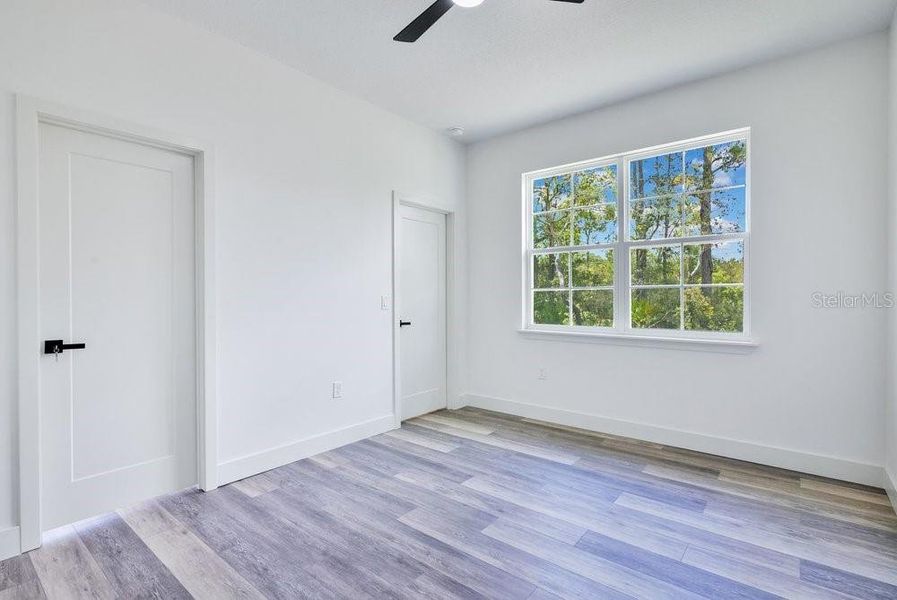 Spacious, unfurnished interior of a new home in , Eustis (Image 25).