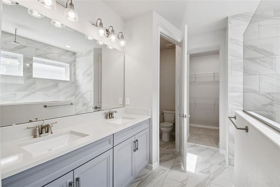 Furnished interior view inside a new home in Weslyn Park in Sunbridge 34', St. Cloud (Image 7).