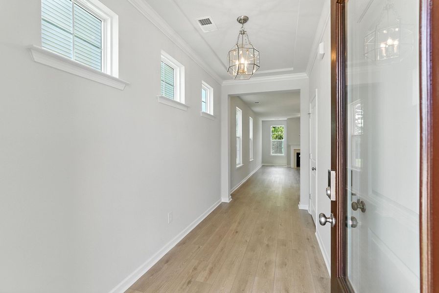 Spacious, unfurnished interior of a new home in Landmark Commons, Boiling Springs (Image 12).