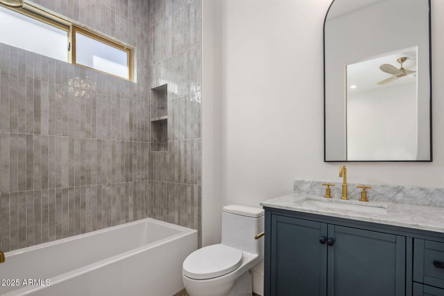 33-web-or-mls-IMG_2143 33-web-or-mls-IMG_2143