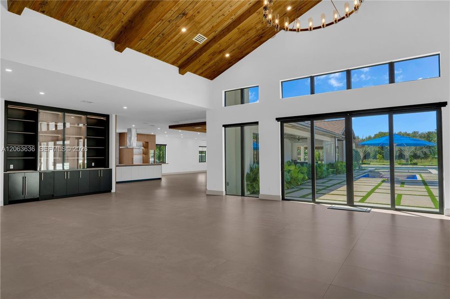 Image 33 of a home in .