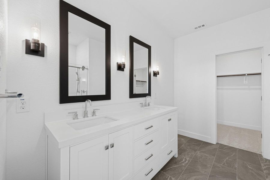 Relaxing primary bath (*Photo not of actual home and used for illustration purposes only.)