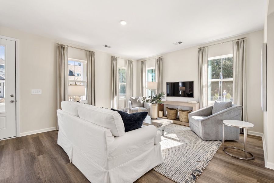 4br New Home in Okatie, SC.  - Slide 3