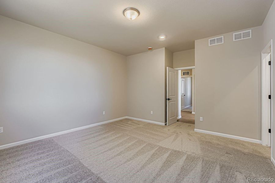Spacious, unfurnished interior of a new home in Wolf Creek Run, Strasburg (Image 21). Spacious, unfurnished interior of a new home in Wolf Creek Run, Strasburg (Image 21).