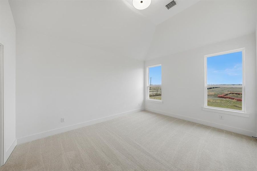 Spacious, unfurnished interior of a new home in , Prosper (Image 32).
