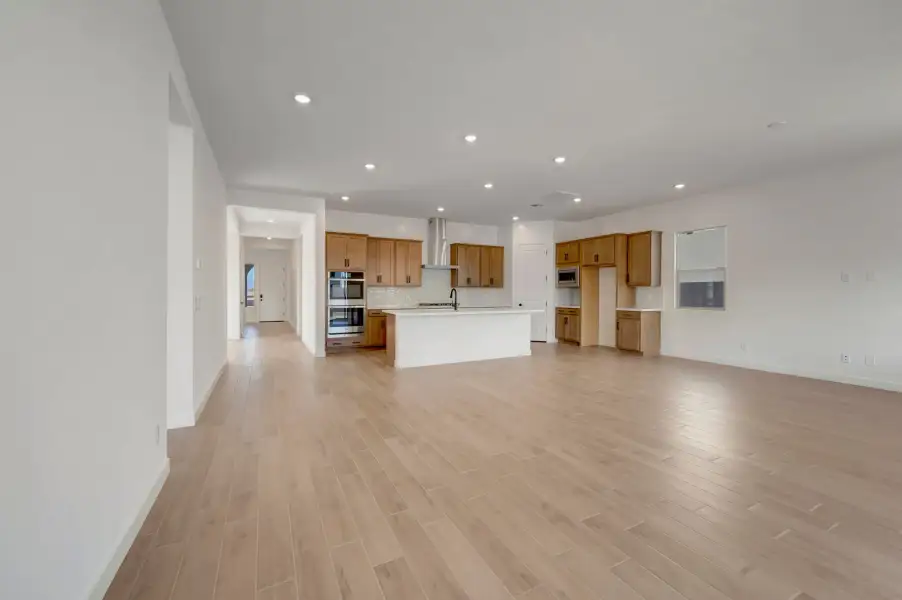 Spacious, unfurnished interior of a new home in Soleo, San Tan Valley (Image 18). Spacious, unfurnished interior of a new home in Soleo, San Tan Valley (Image 18).