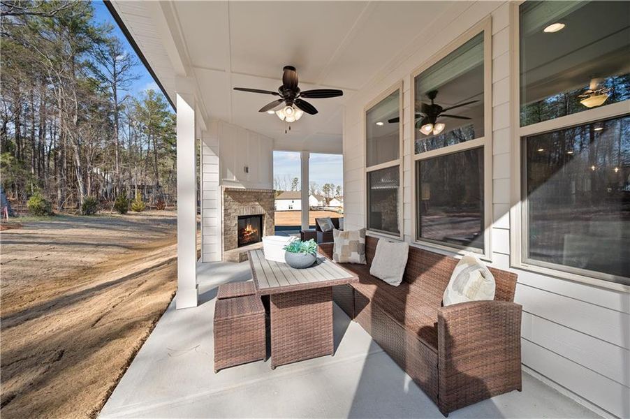 Exterior details and patio area of a home in Hamilton Lakes, Lawrenceville (Image 4). Exterior details and patio area of a home in Hamilton Lakes, Lawrenceville (Image 4).