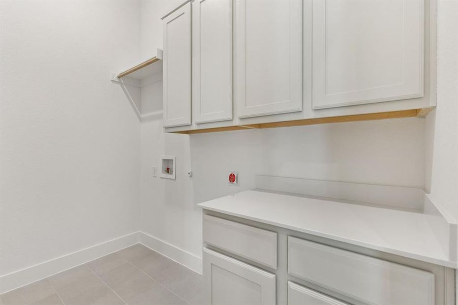 Furnished interior view inside a new home in , Frisco (Image 12).