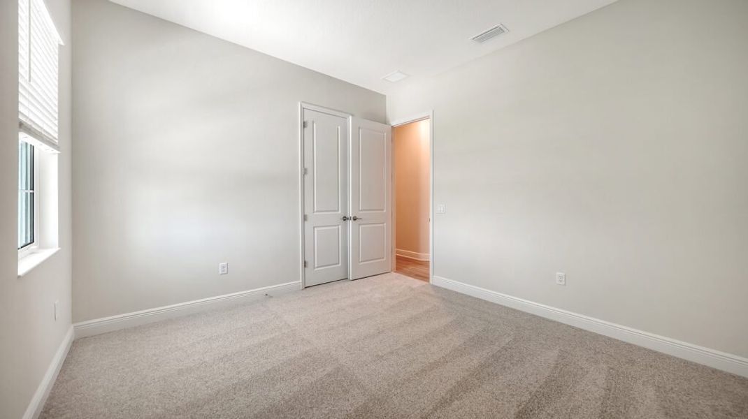 Spacious, unfurnished interior of a new home in Canoe Creek, Parrish (Image 40). Spacious, unfurnished interior of a new home in Canoe Creek, Parrish (Image 40).