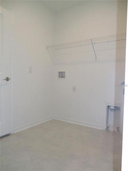 Spacious, unfurnished interior of a new home in Cascades: Grand Collection, Davenport (Image 13). Spacious, unfurnished interior of a new home in Cascades: Grand Collection, Davenport (Image 13).