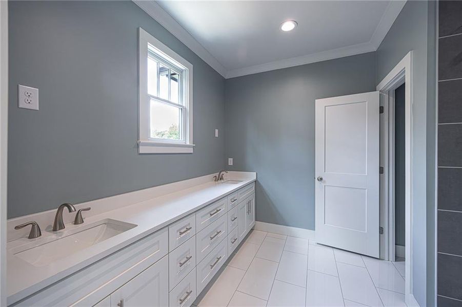 Furnished interior view inside a new home in , Atlanta (Image 13).