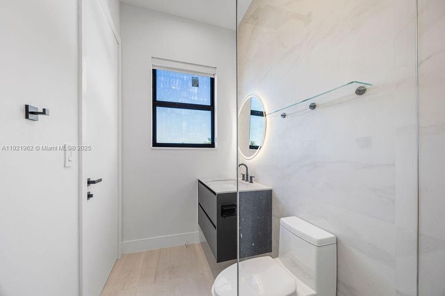 Furnished interior view inside a new home in , Fort Lauderdale (Image 17).