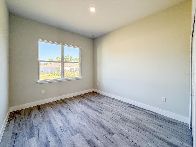 Spacious, unfurnished interior of a new home in , Ocala (Image 23).