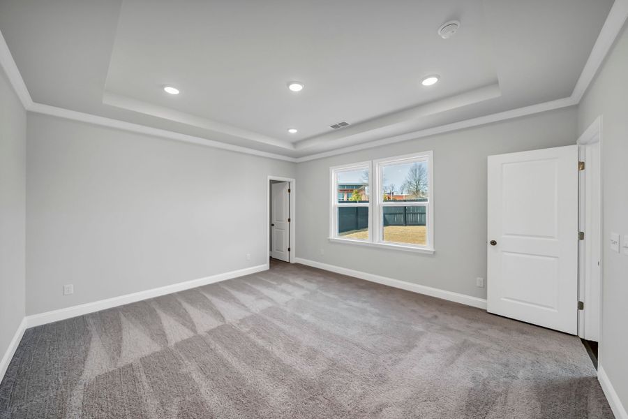 Spacious, unfurnished interior of a new home in Monroe Preserve, Chapin (Image 25).