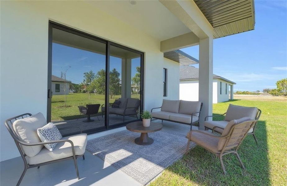 Exterior details and patio area of a home in , Cape Coral (Image 3).