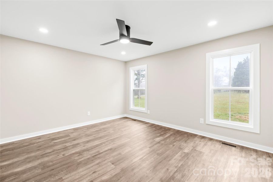 Spacious, unfurnished interior of a new home in , Statesville (Image 13).