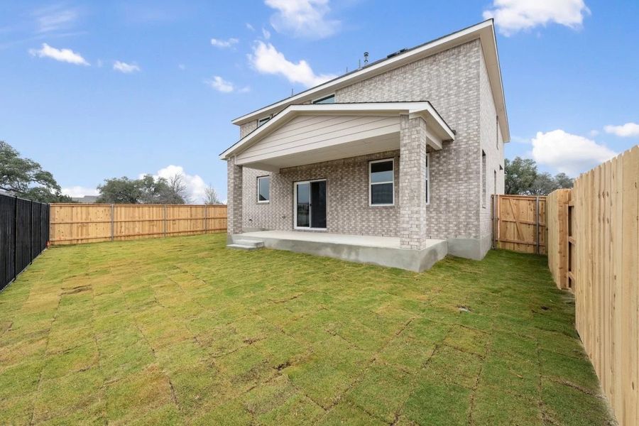 Exterior details and patio area of a home in Berry Creek Highlands, Georgetown (Image 30).