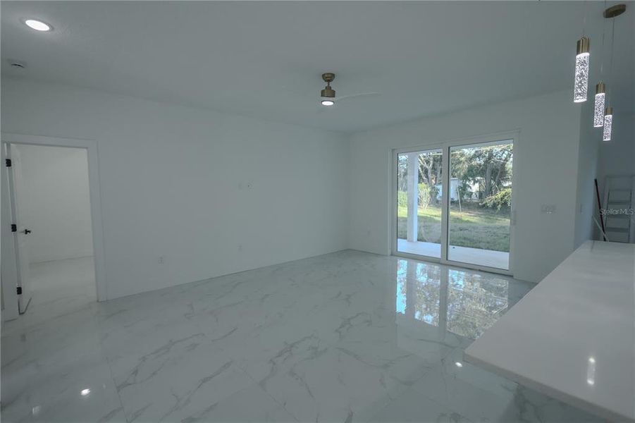 Spacious, unfurnished interior of a new home in , Deltona (Image 26).