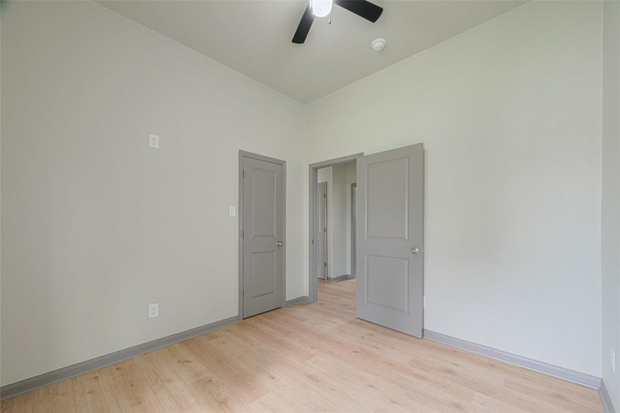Spacious, unfurnished interior of a new home in , Baytown (Image 26). Spacious, unfurnished interior of a new home in , Baytown (Image 26).