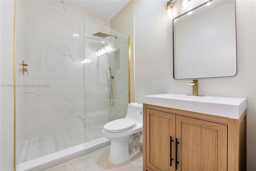 Furnished interior view inside a new home in , Fort Lauderdale (Image 11).