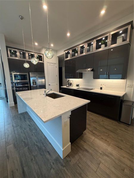 Furnished interior view inside a new home in , Port St. Lucie (Image 8).