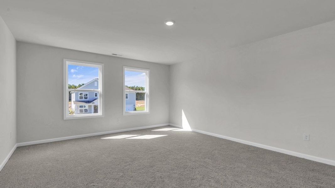 Spacious, unfurnished interior of a new home in Horton Park, Apex (Image 18).
