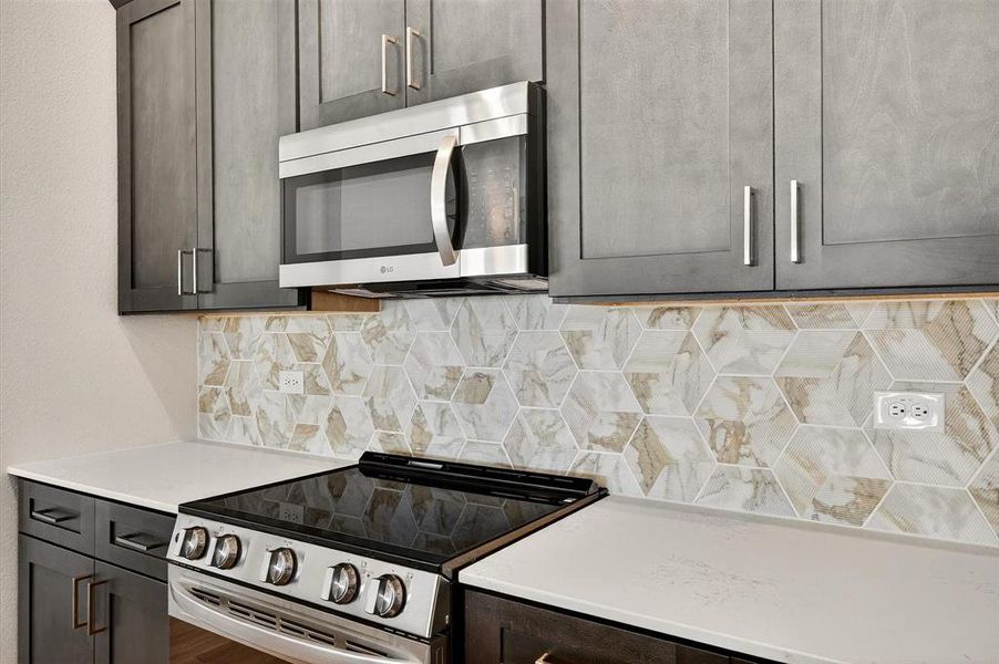 Furnished interior view inside a new home in Hickory Hill, Sherman (Image 15). Furnished interior view inside a new home in Hickory Hill, Sherman (Image 15).