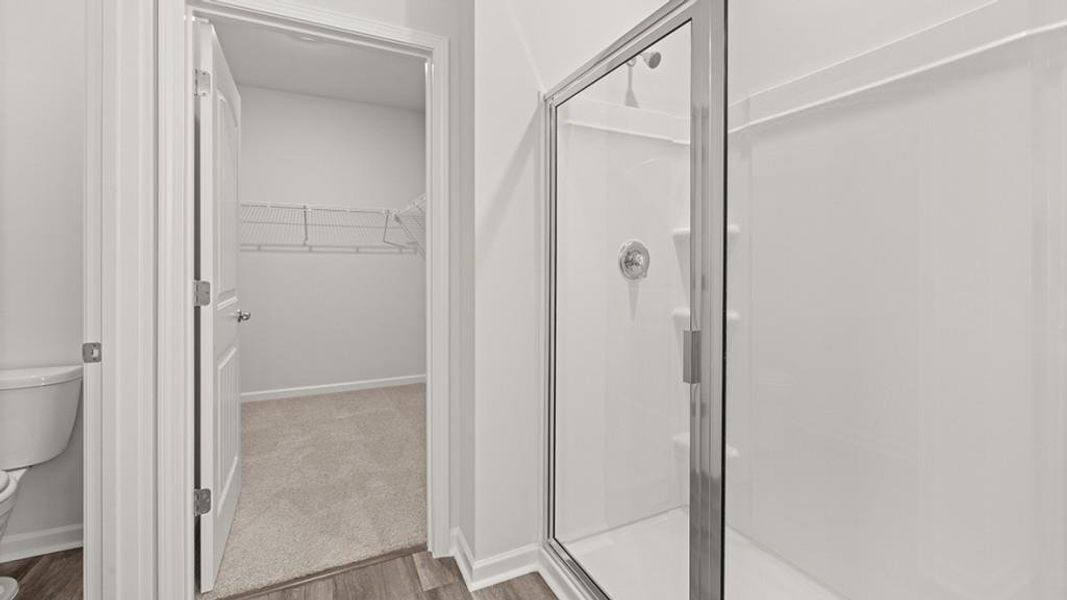 Spacious, unfurnished interior of a new home in Lost Creek, Dallas (Image 20).