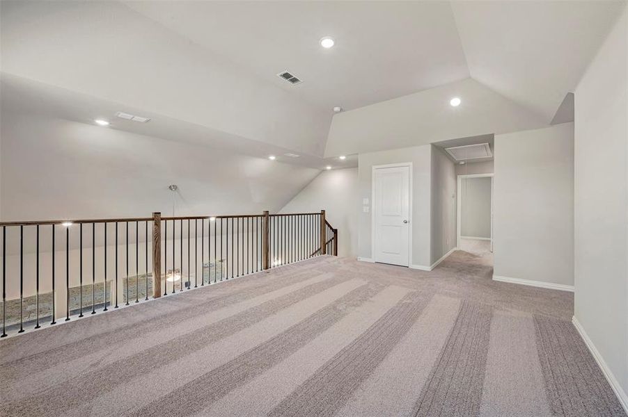 Spacious, unfurnished interior of a new home in Sagebrook, Argyle (Image 21).