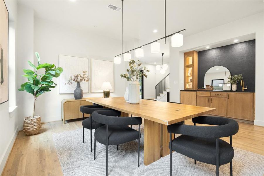 Furnished interior view inside a new home in , Dallas (Image 16). Furnished interior view inside a new home in , Dallas (Image 16).