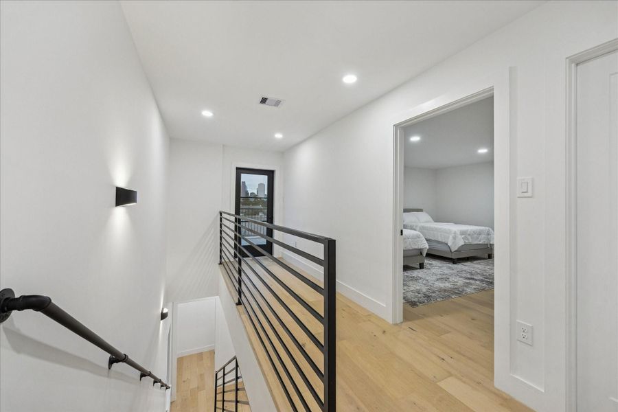 Image 29 of a home in .