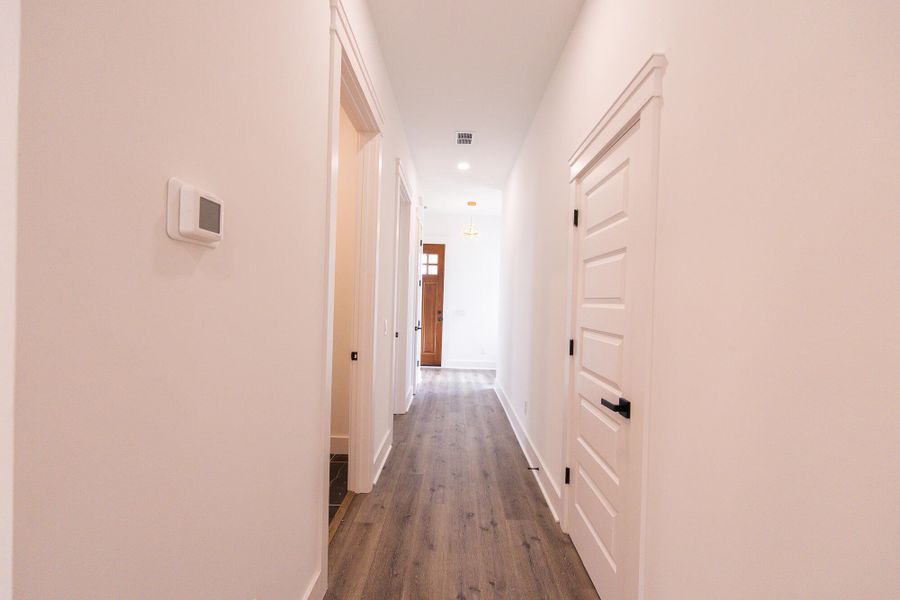 Spacious, unfurnished interior of a new home in , North Charleston (Image 53).