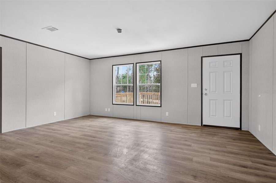 Spacious, unfurnished interior of a new home in , Interlachen (Image 27).