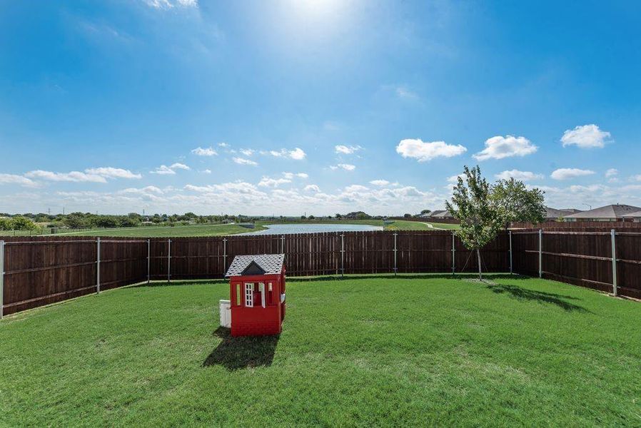 Exterior details and patio area of a home in , Fort Worth (Image 25).