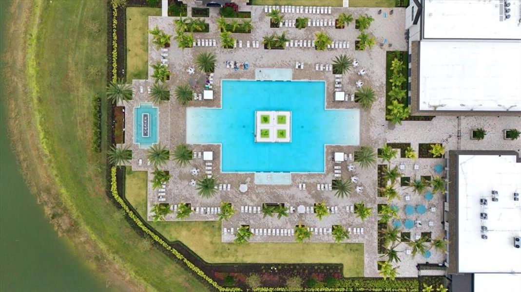 Community amenities in , Estero (Image 41).