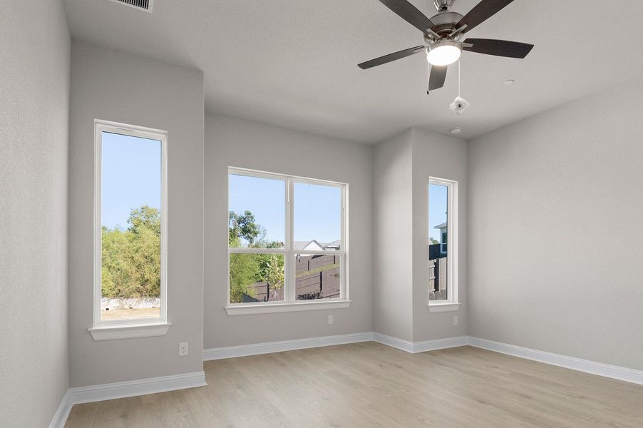 Spacious, unfurnished interior of a new home in Cross Creek, Cedar Park (Image 15).