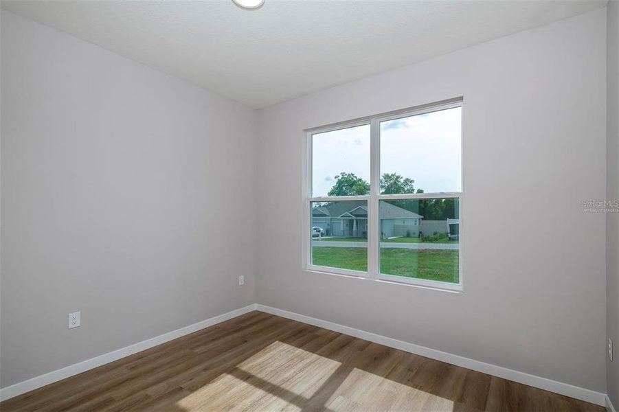 Spacious, unfurnished interior of a new home in , Ocala (Image 17).