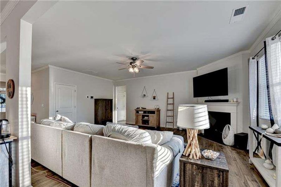 Furnished interior view inside a new home in , Braselton (Image 54).