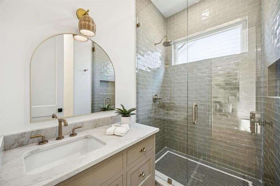 Furnished interior view inside a new home in , Dallas (Image 27).