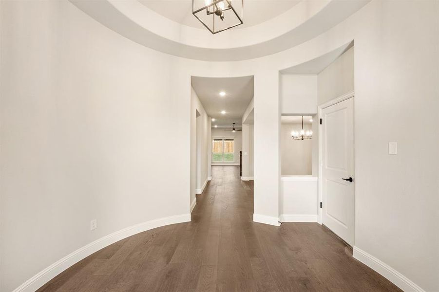 Spacious, unfurnished interior of a new home in Liberty, Melissa (Image 23).