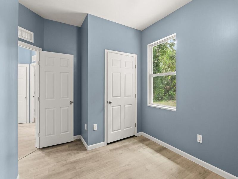 Spacious, unfurnished interior of a new home in , Vero Beach (Image 25). Spacious, unfurnished interior of a new home in , Vero Beach (Image 25).