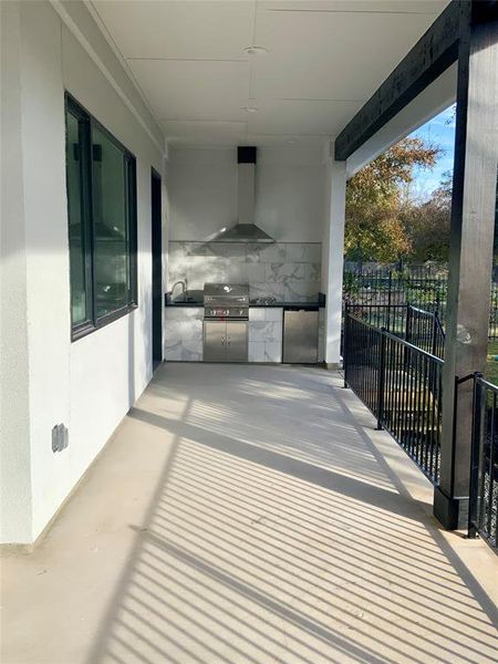 Outdoor kitchen view