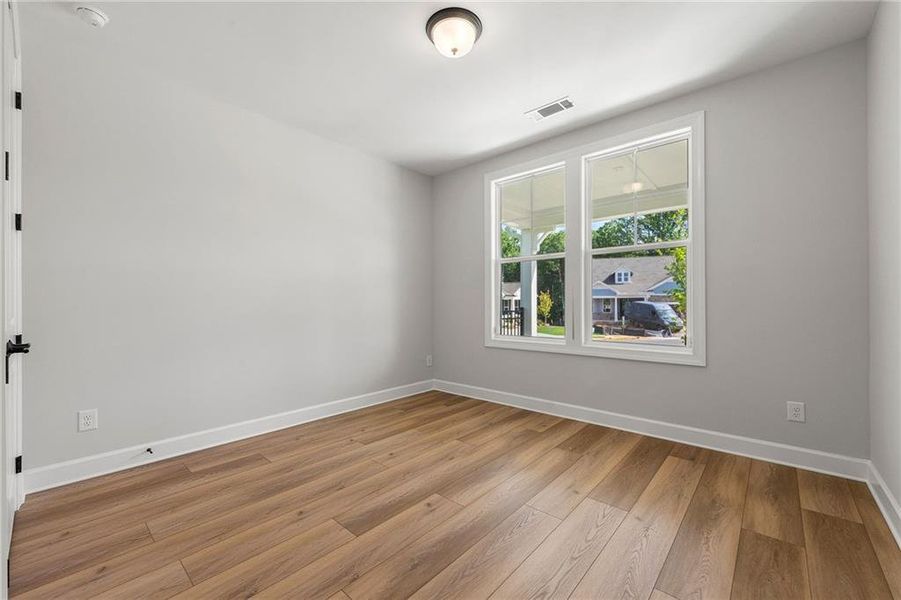 Spacious, unfurnished interior of a new home in Cresswind Georgia at Twin Lakes, Hoschton (Image 16). Spacious, unfurnished interior of a new home in Cresswind Georgia at Twin Lakes, Hoschton (Image 16).