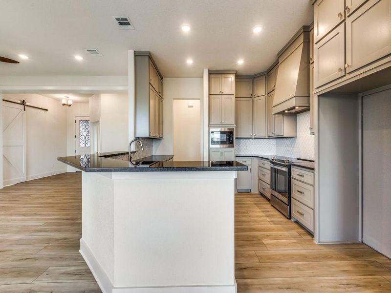 Image 9 of a home in . Image 9 of a home in .