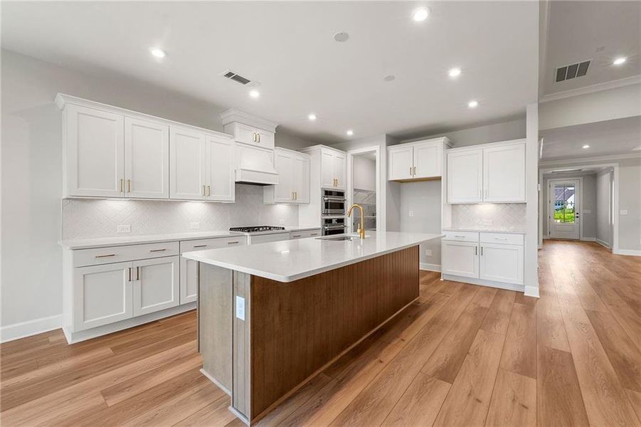 Furnished interior view inside a new home in Cresswind Georgia at Twin Lakes, Hoschton (Image 8). Furnished interior view inside a new home in Cresswind Georgia at Twin Lakes, Hoschton (Image 8).